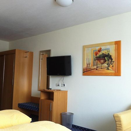 Hotel Linde Pfalz Silz  Экстерьер фото