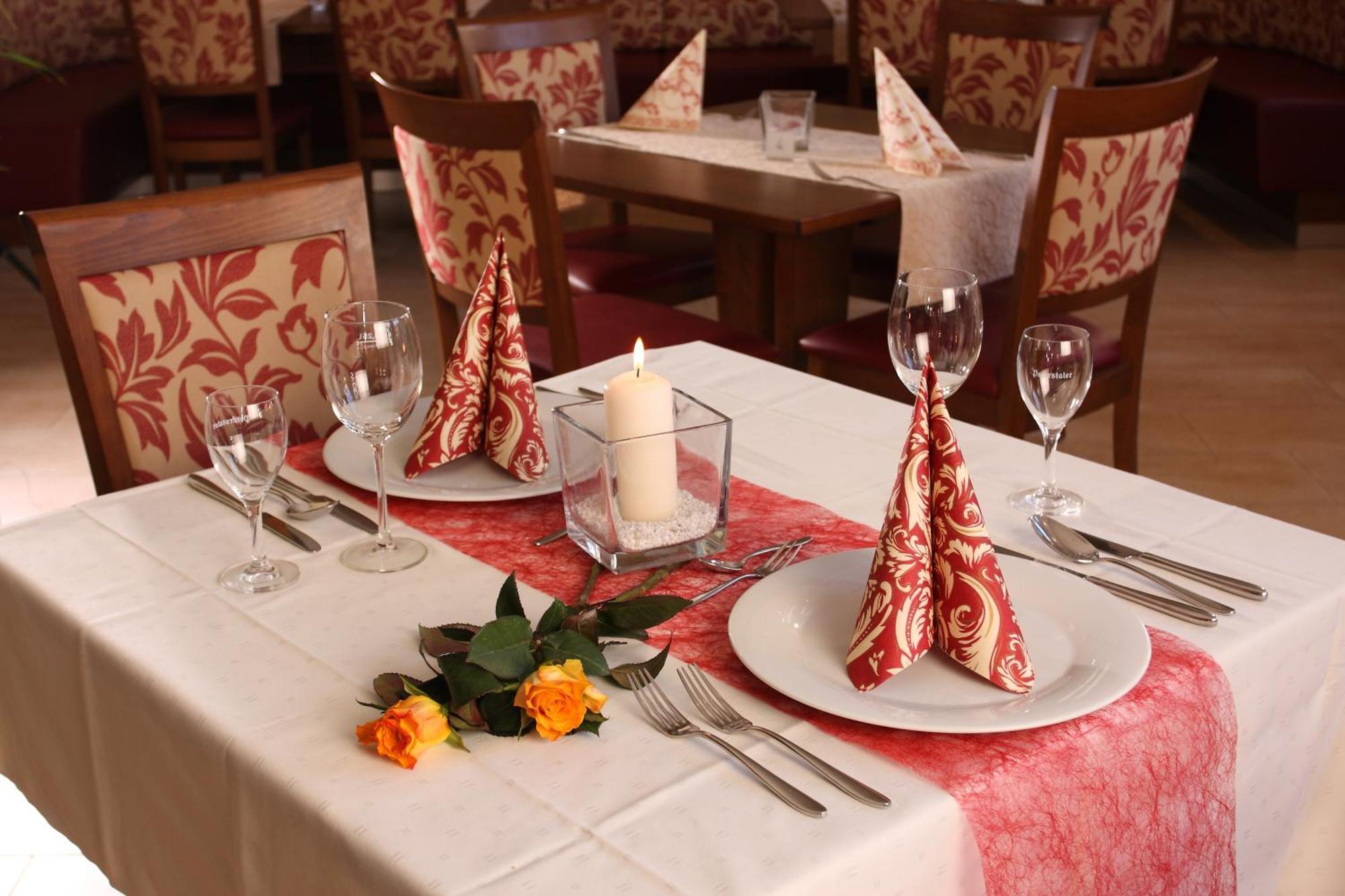 Hotel Linde Pfalz Silz  Экстерьер фото